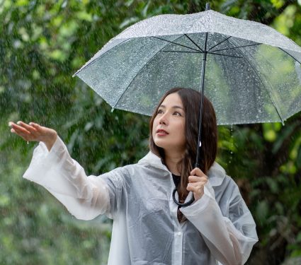 2025/09/summer-rain.jpg