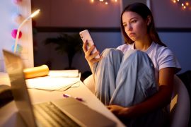 2025/10/social-media-alone.jpg