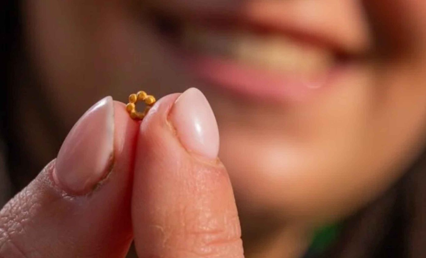Volunteer found a tiny, 1600-year-old gold bead from the ancient City of David