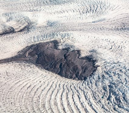 2025/10/Melting-ice-sheets.jpg