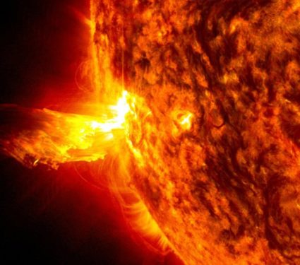 2025/10/Solar-storm-1.jpg