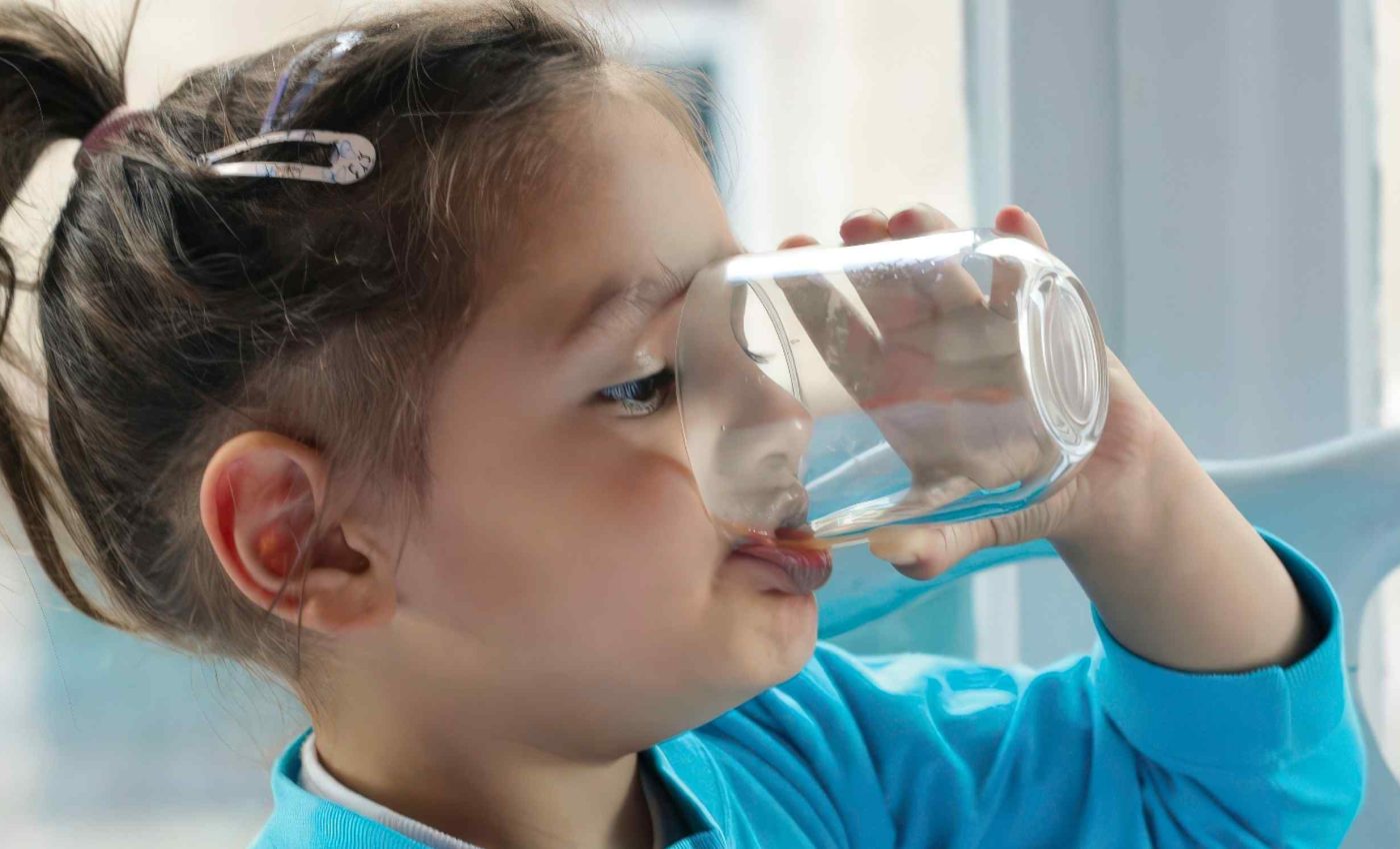 Scientists link artificial sweeteners with early puberty in children