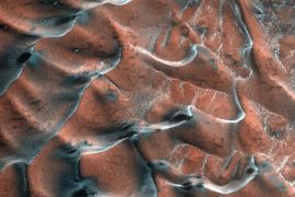 2025/11/Mars-dunes-water.jpg