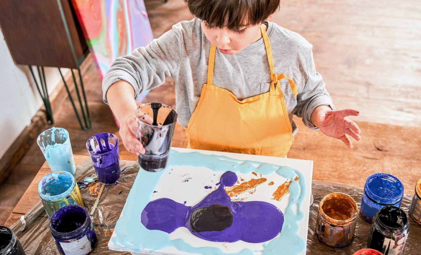 Children’s paintings contain patterns adults can rarely produce