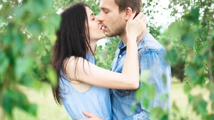 Kissing may be millions of years older than humans
