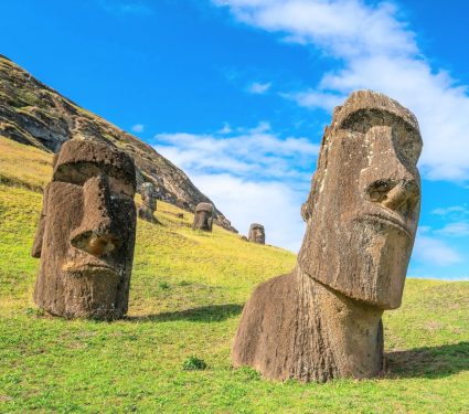2025/11/Easter-Island22.jpg