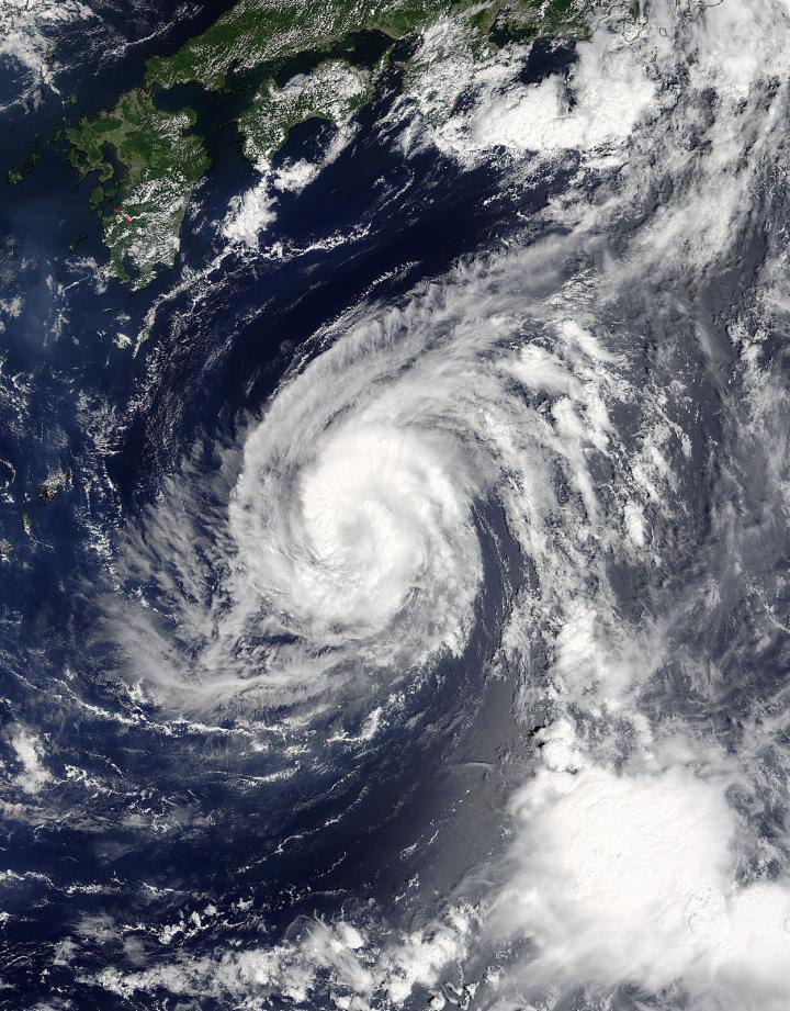 Tropical Storm Lionrock is strengthening