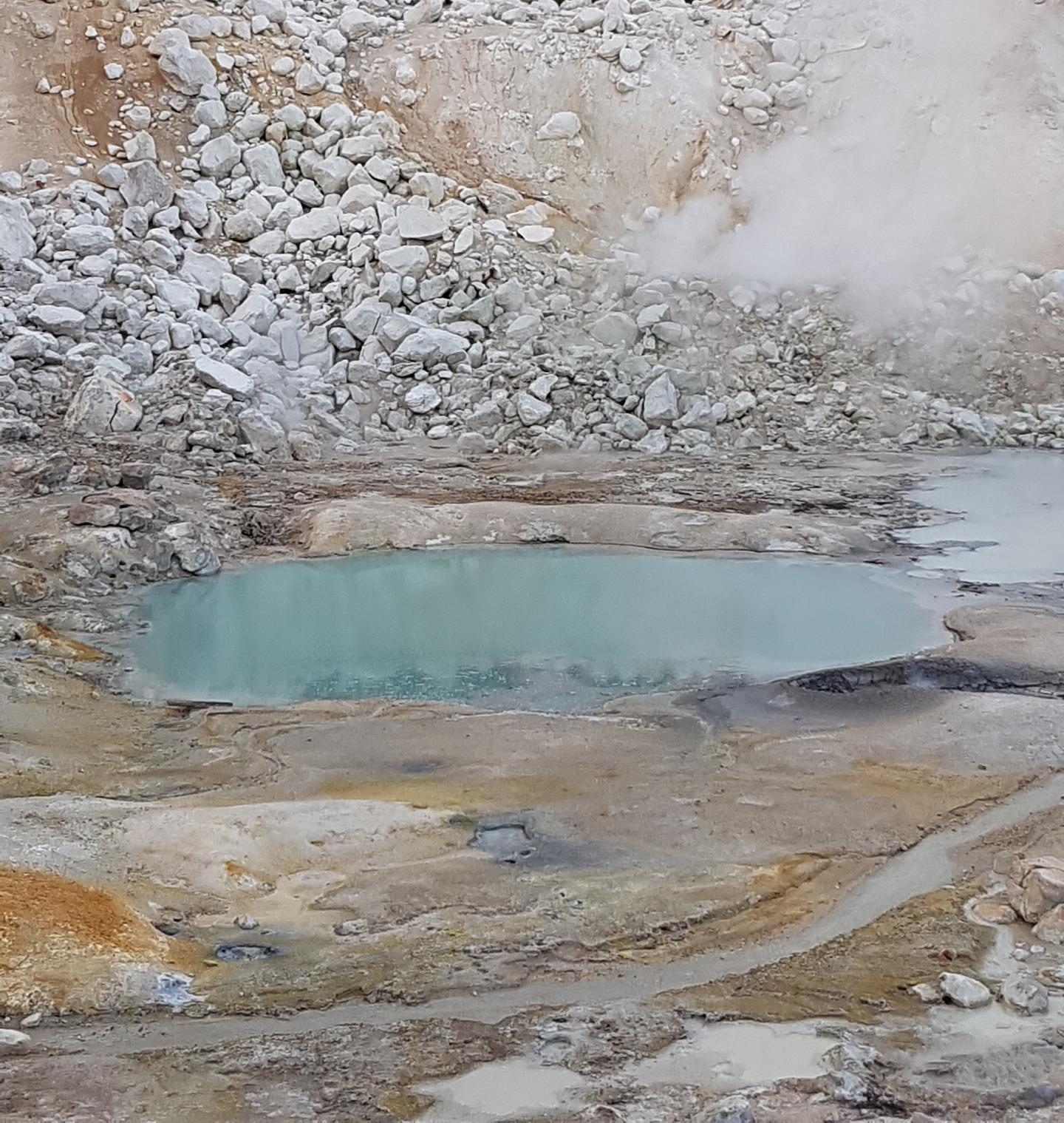 Life on Earth began with meteorites crashing into small ponds