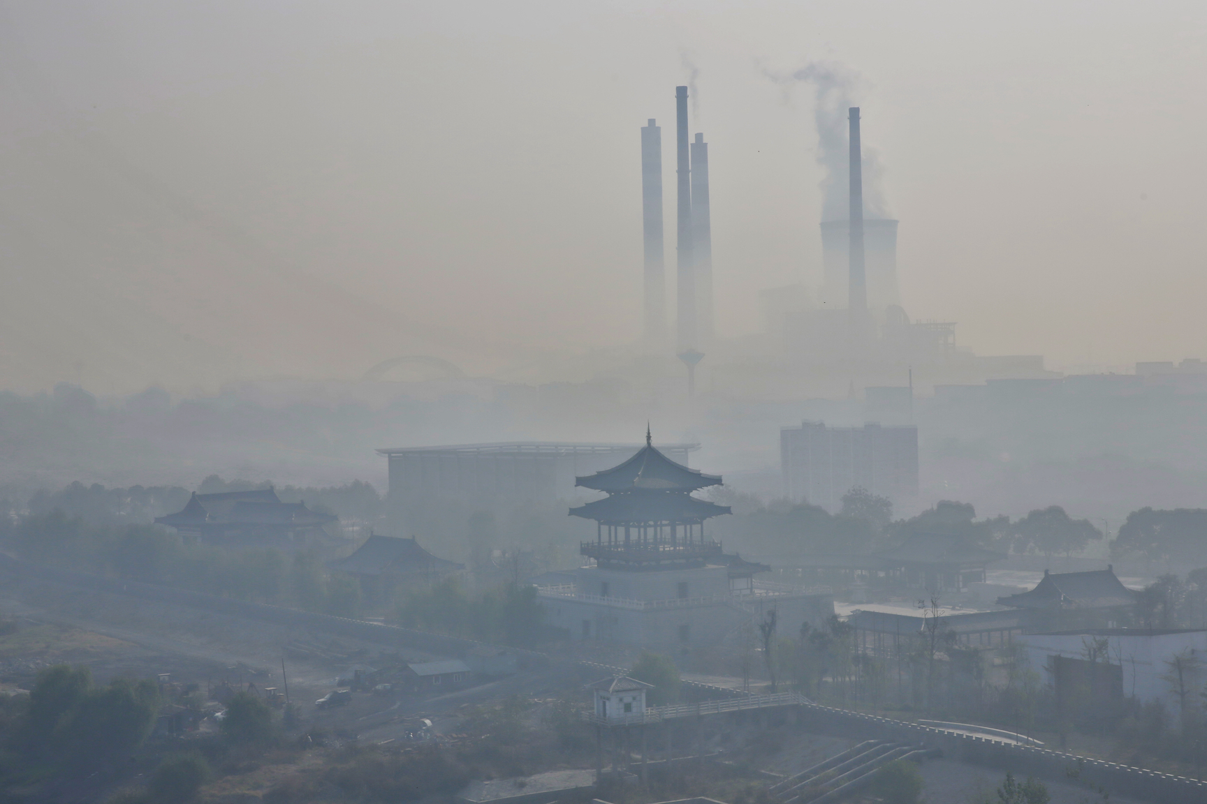 What’s causing the thick haze that’s been blanketing China?