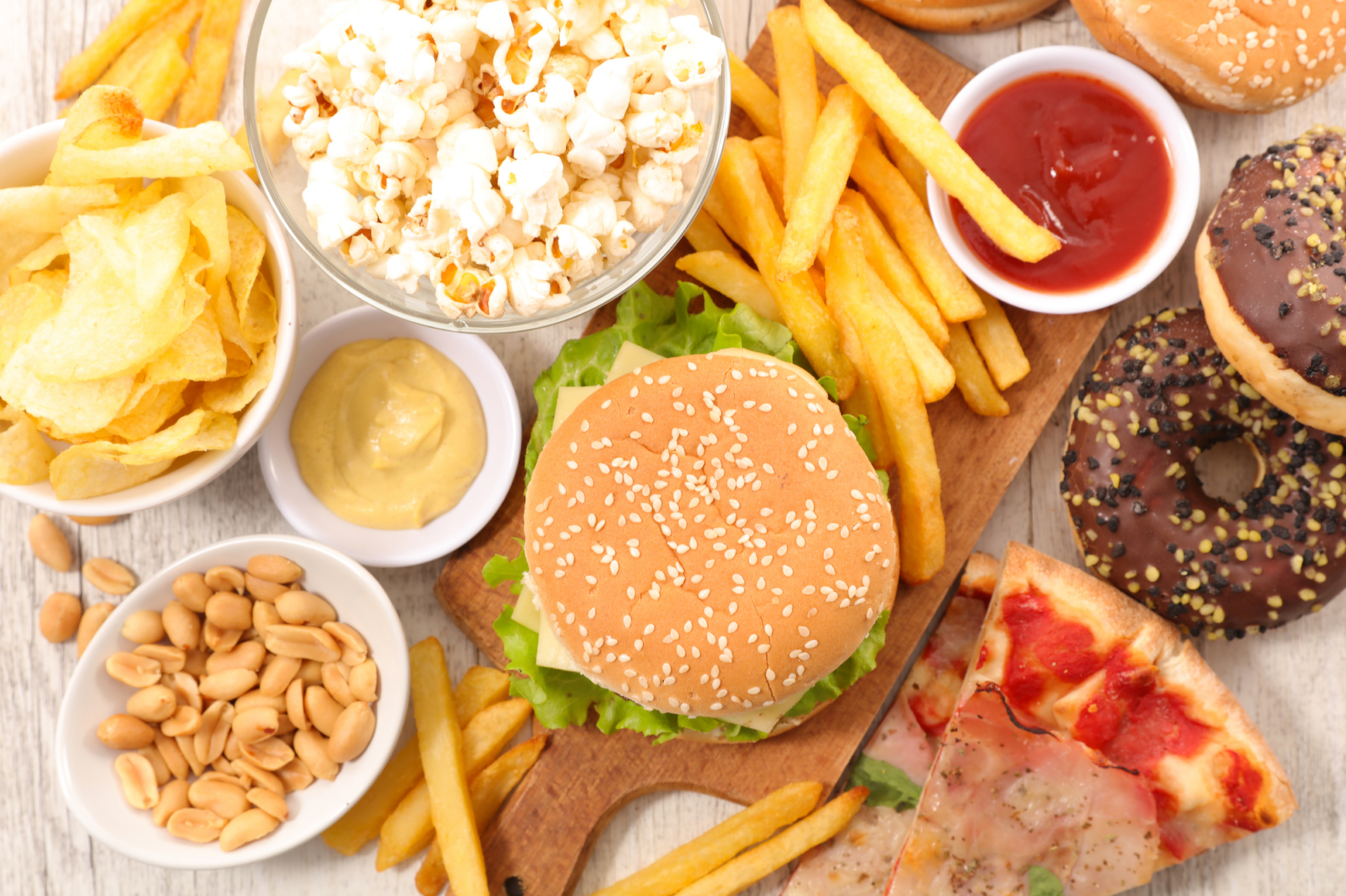 Junk food found to be twice as distracting as healthy food