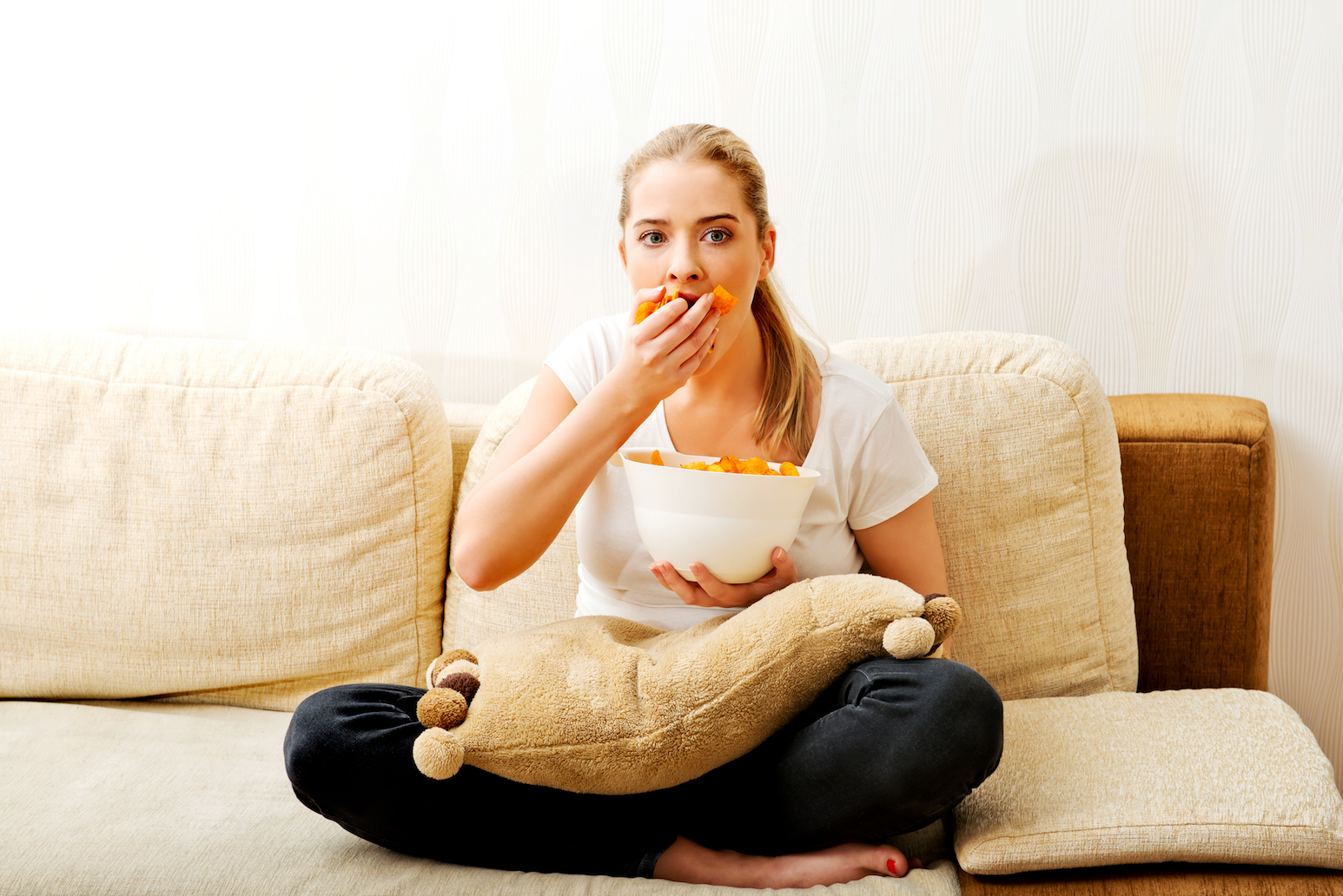 Watching commercial TV can induce junk food cravings for teens