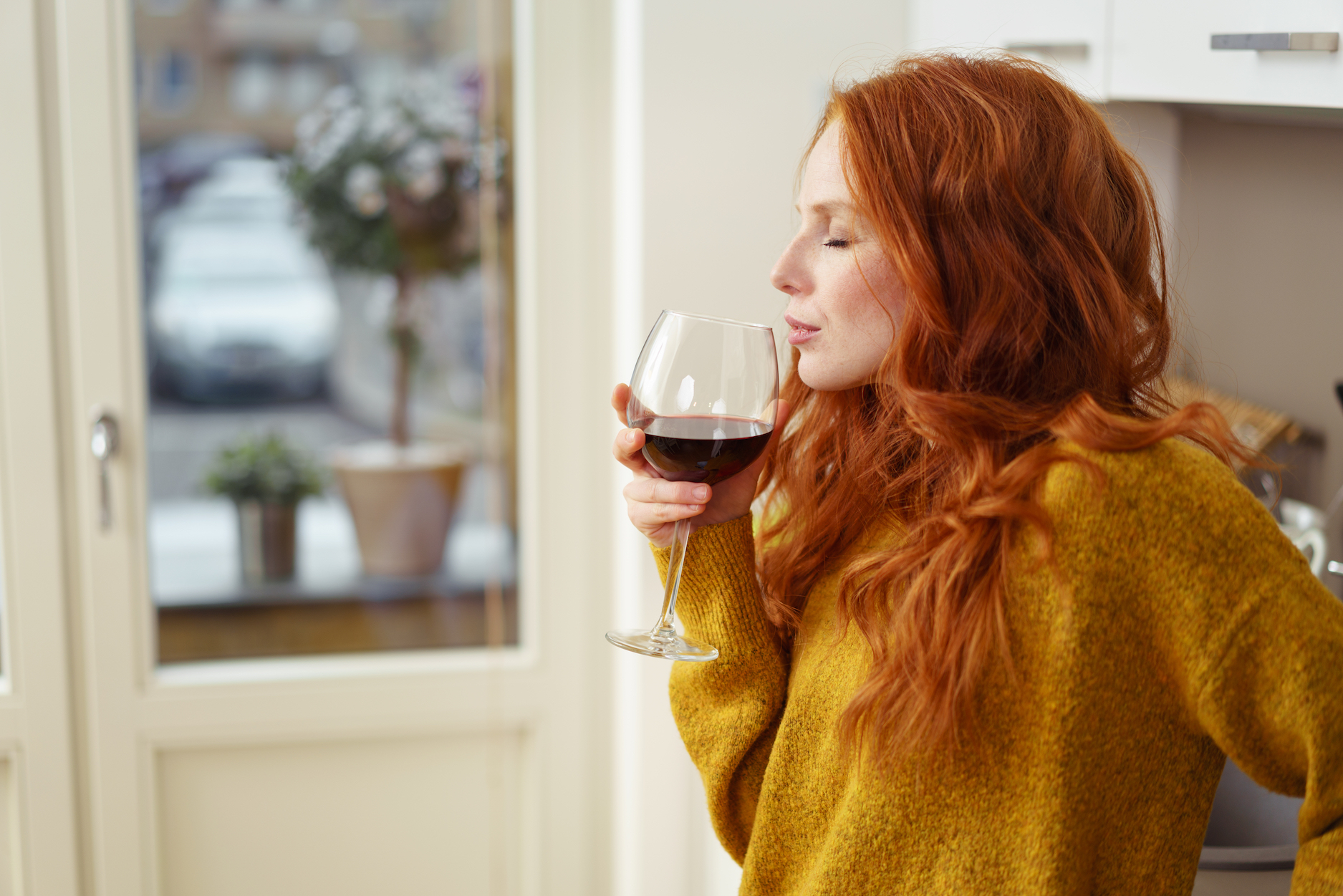 Wine may cure bad breath by killing mouth bacteria