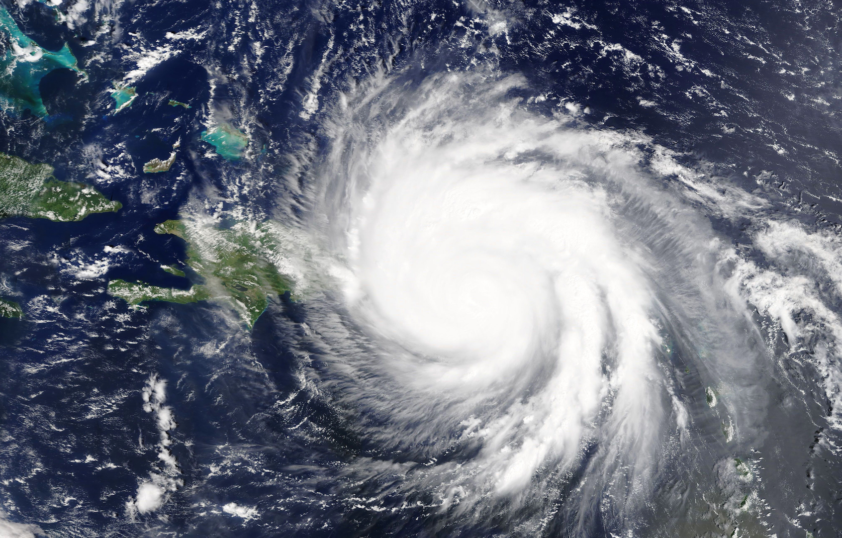 Inducing air bubbles into the ocean may help slow down hurricanes