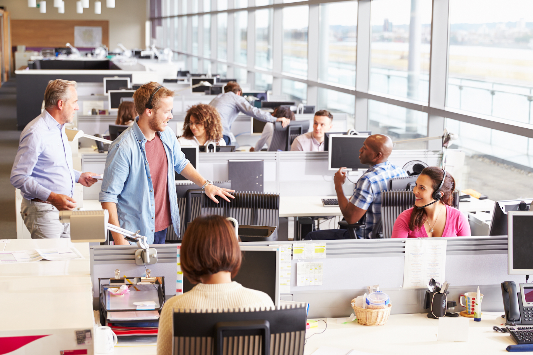 Offices with open layouts make employees more self-conscious