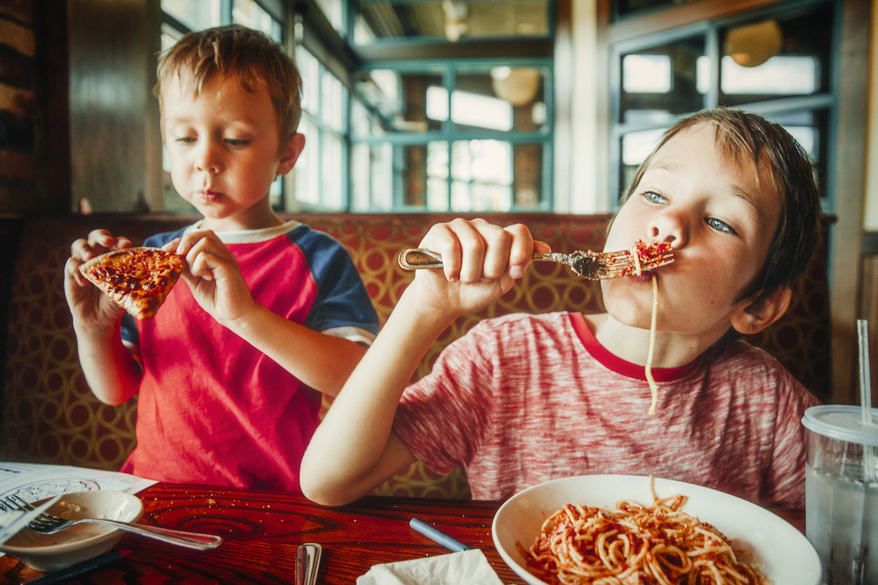 How to avoid food poisoning in kids with simple precautions
