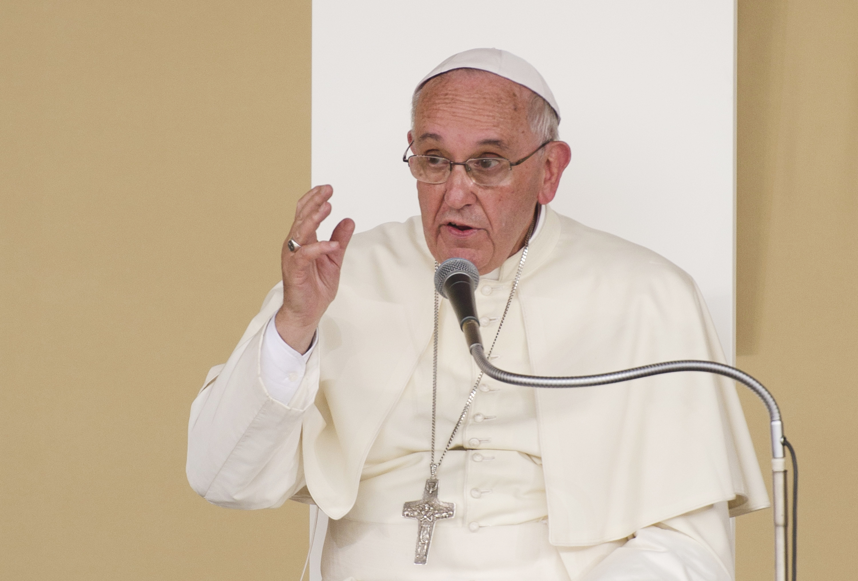 Pope warns oil execs climate change could destroy civilization