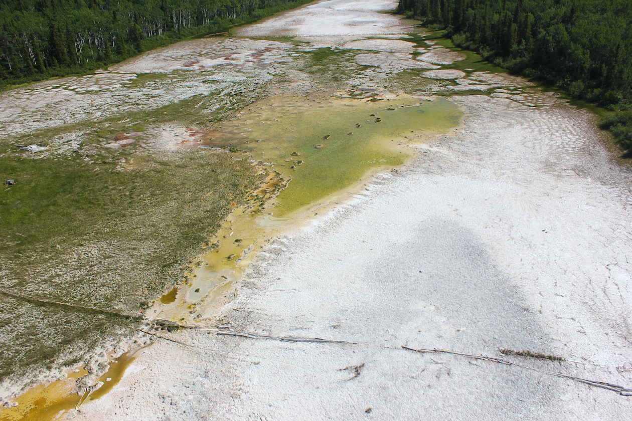 Scientists create mineral capable of capturing atmospheric CO2