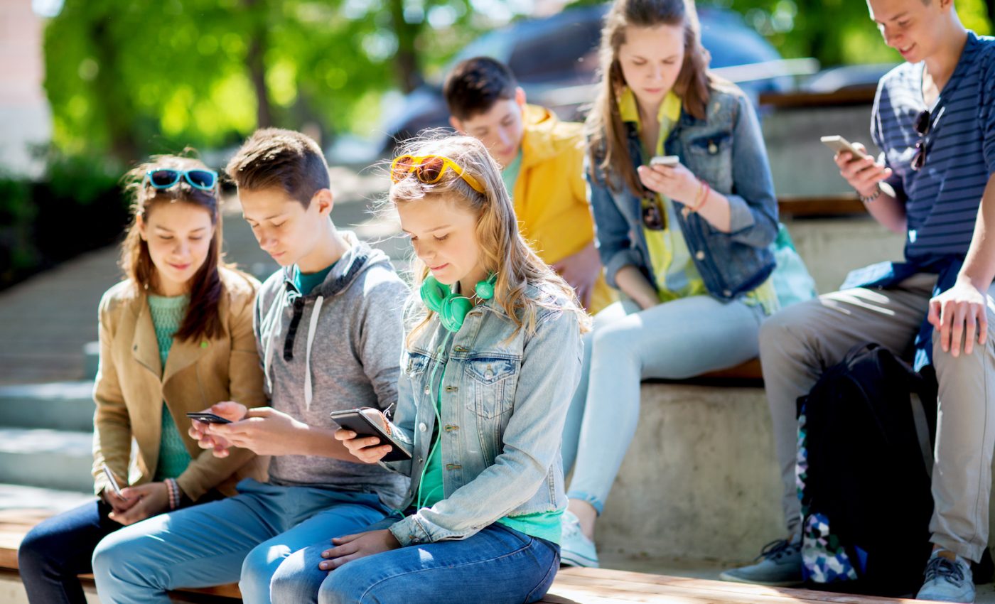 Internet addiction? Modern humans struggle without connectivity