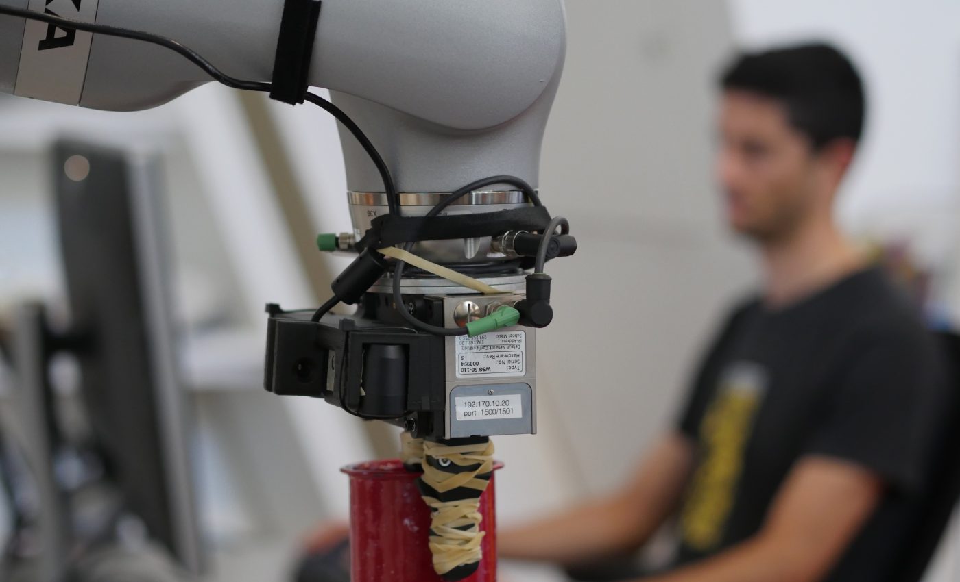 Robots can now visually interpret objects and identify them later
