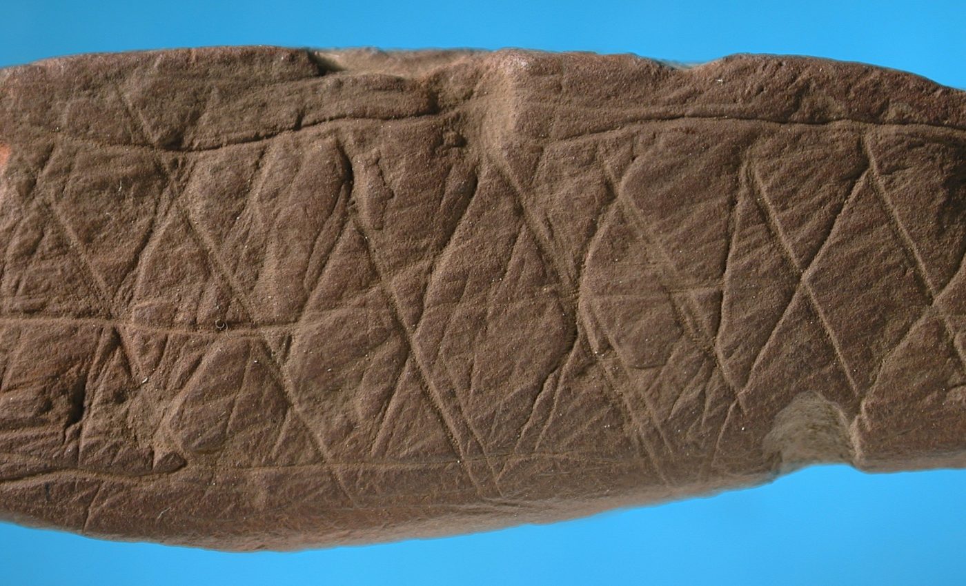 Researchers unearth the earliest human drawing