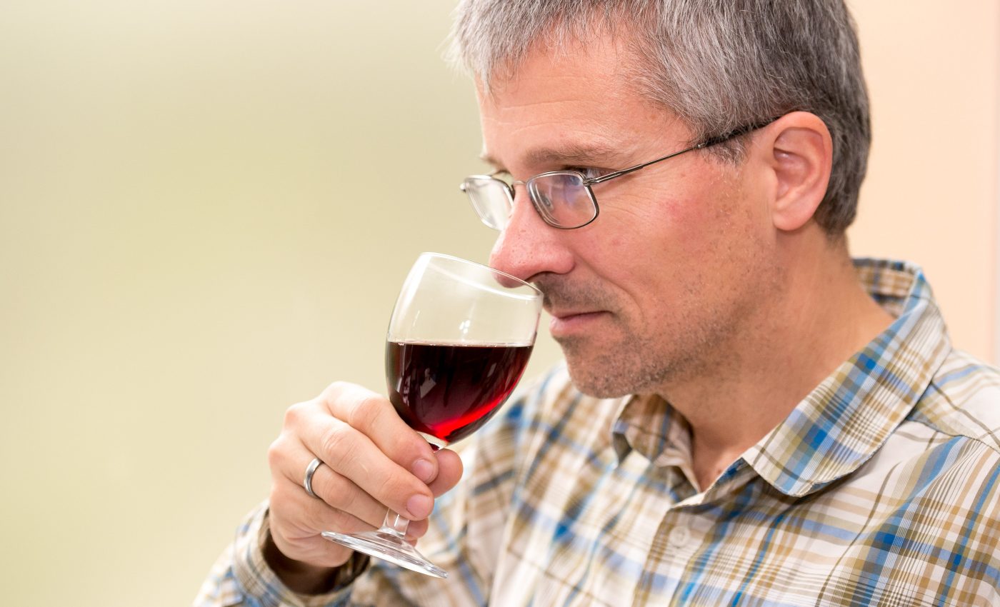 Why we smell mixtures of scents instead of one specific ingredient