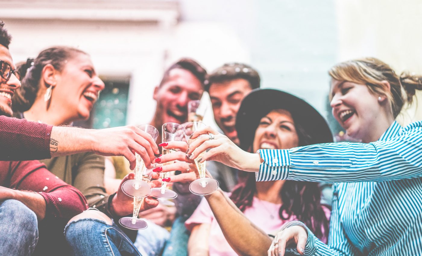 College binge drinking linked to social media addiction