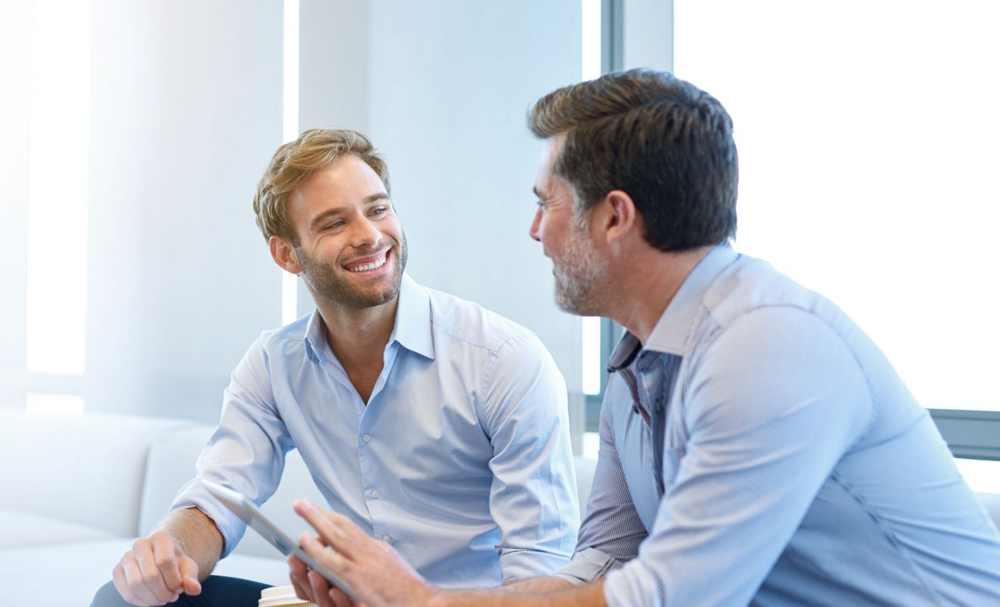 Eye contact is easier when a person’s face is tilted, study shows