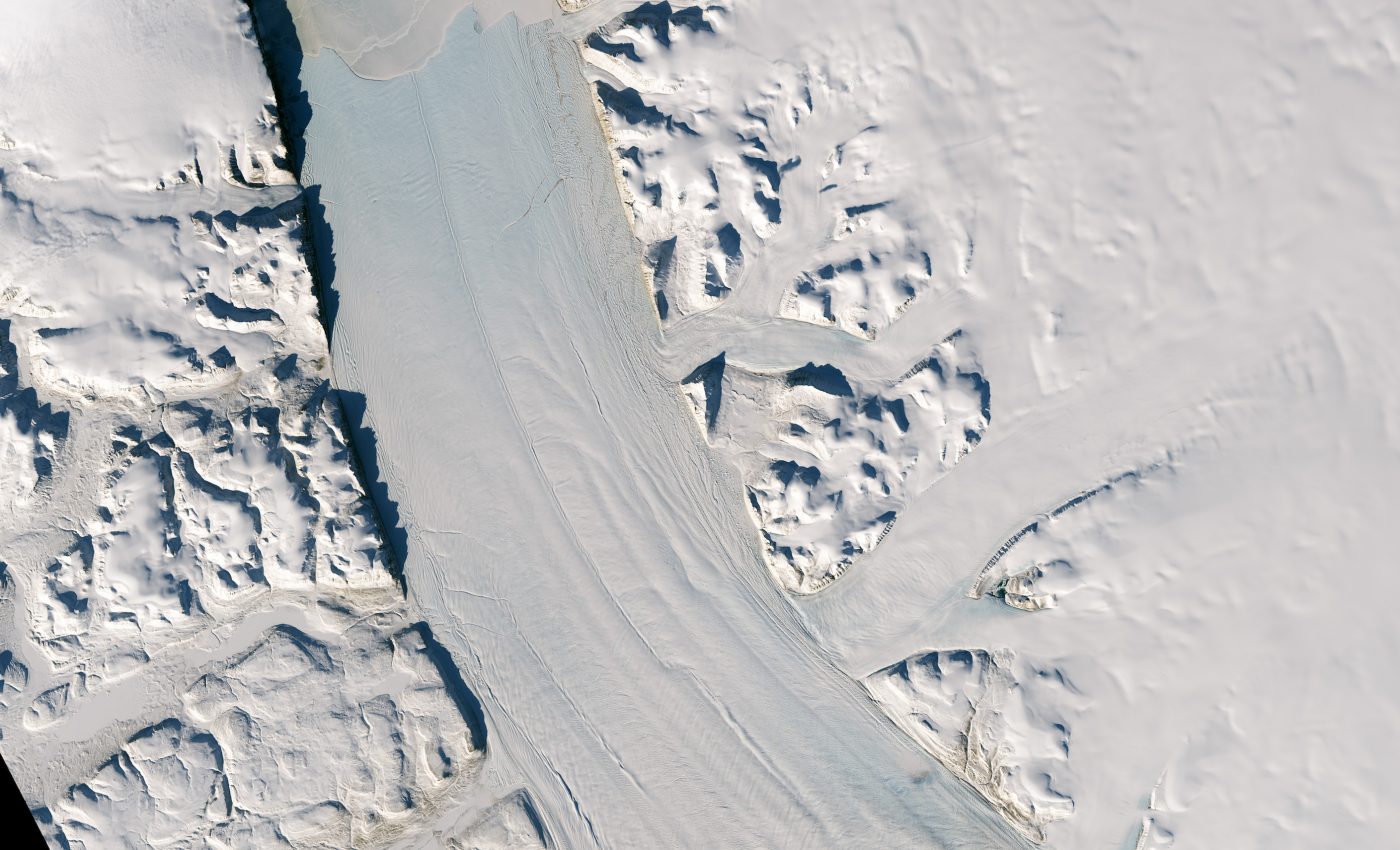 New cracks in Greenland glacier prompt fears of iceberg calving event