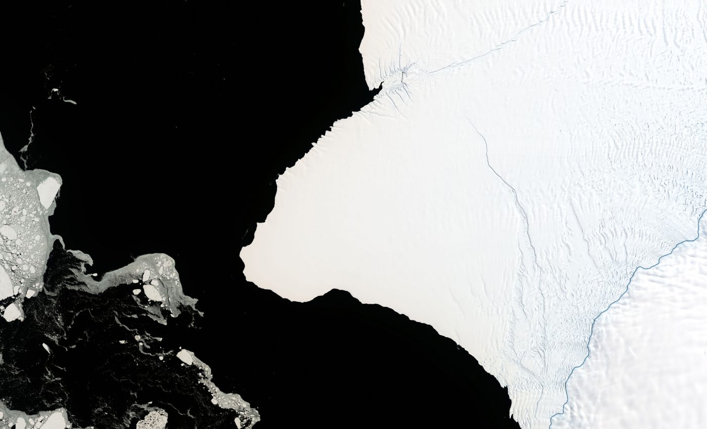 Iceberg twice the size of New York City to break off Antarctica
