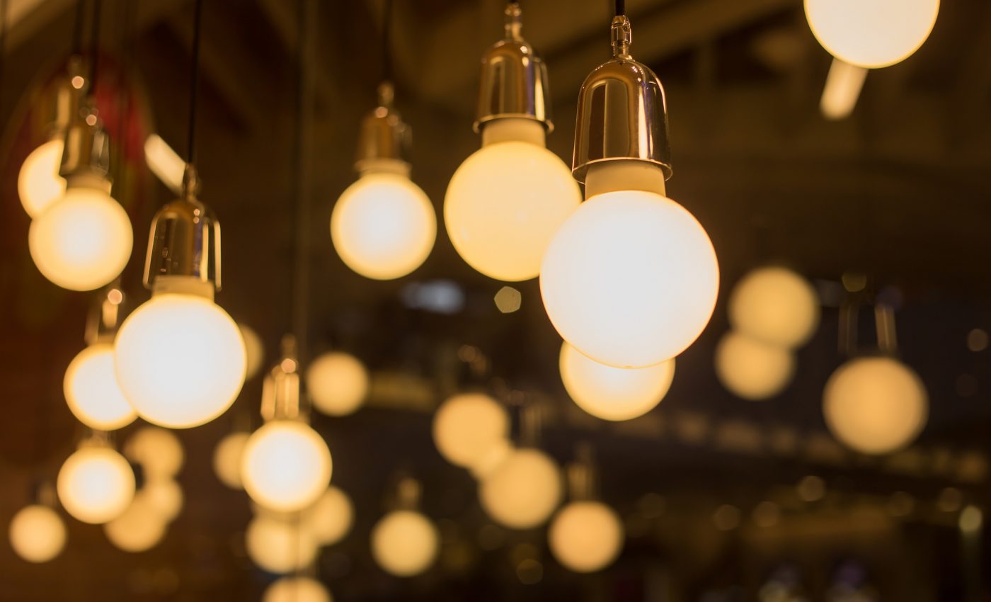 Changes to lightbulb efficiency standards will cost households, climate