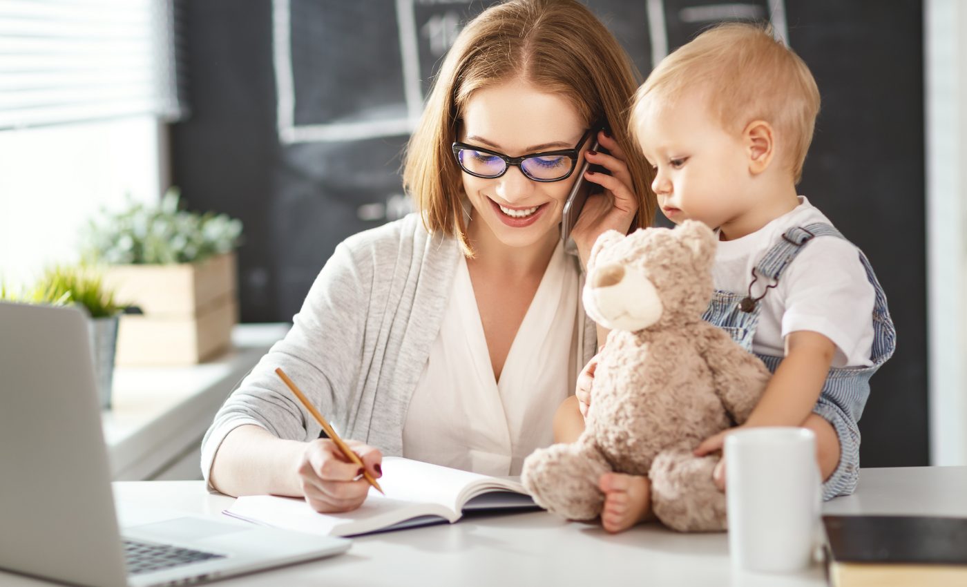 High speed internet has led to higher fertility rates for educated women