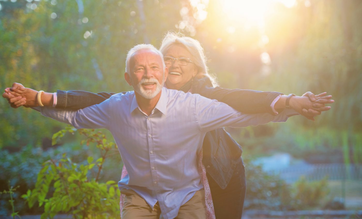 Having a happy spouse can help you live longer, research shows