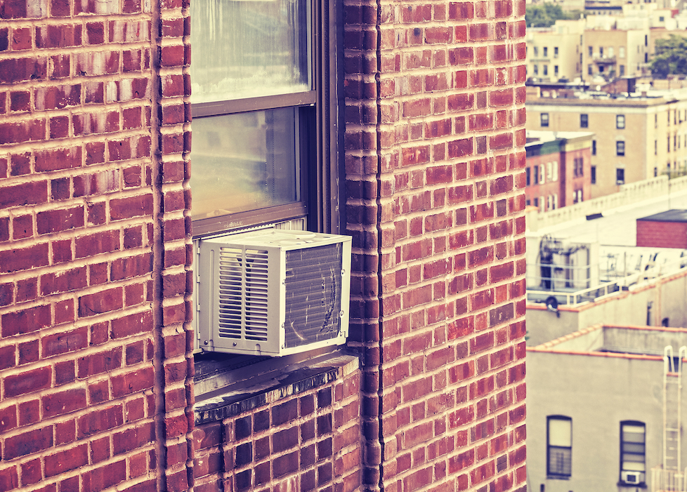 Could air conditioners capture carbon while efficiently cooling buildings?