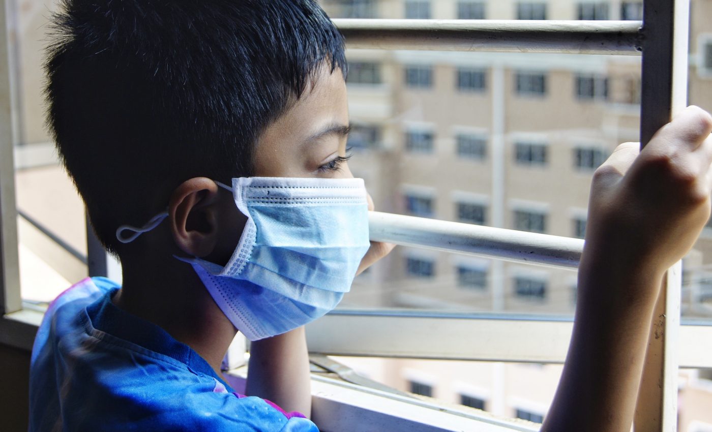 Hundreds of Malaysian schools closed after students sickened from pollution