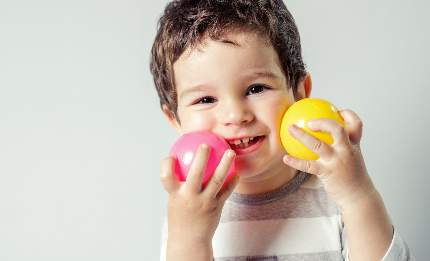 Study shows how infants look to leaders to make things right