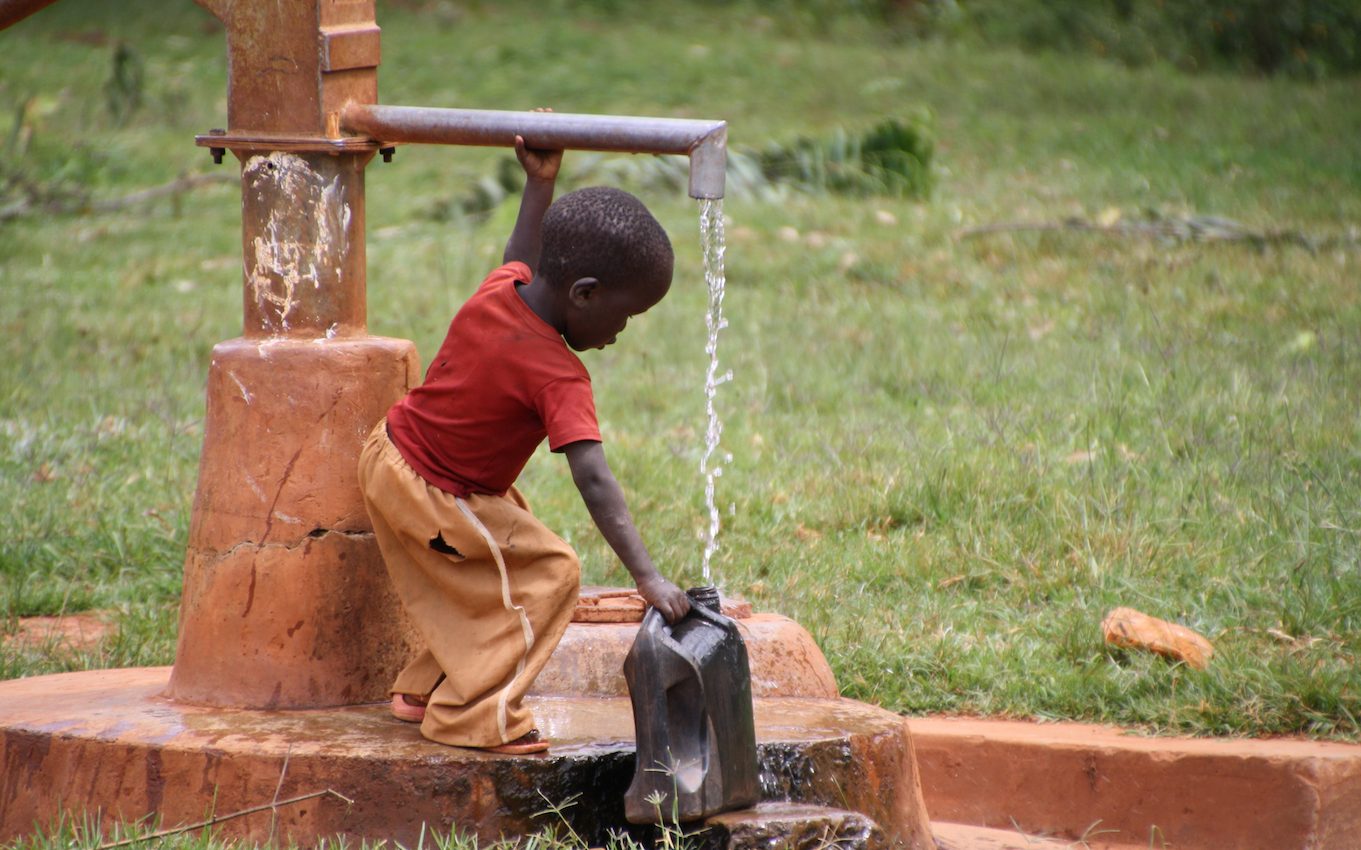Solar-power desalination produces 20,000 gallons of fresh water each day