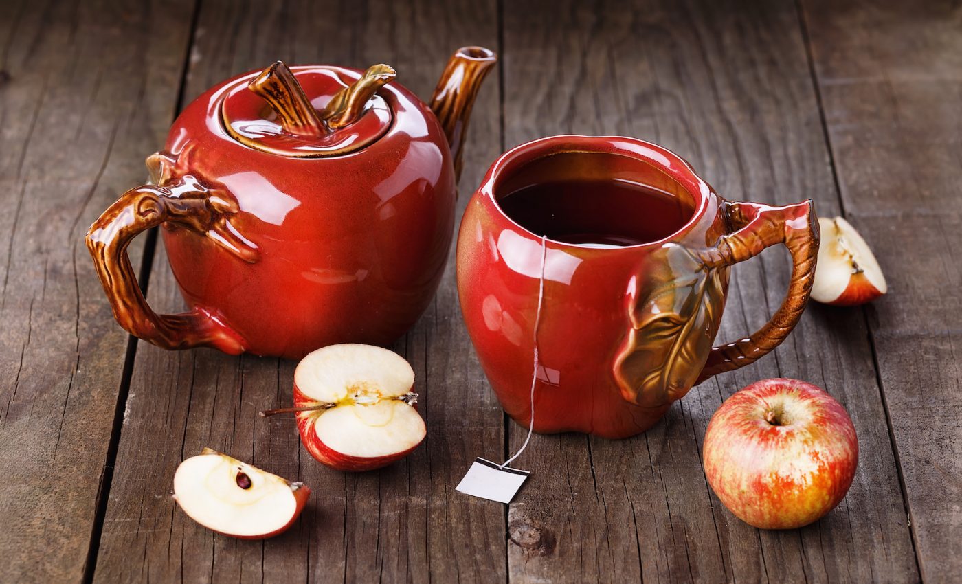Apples and tea can help protect against heart disease, study shows