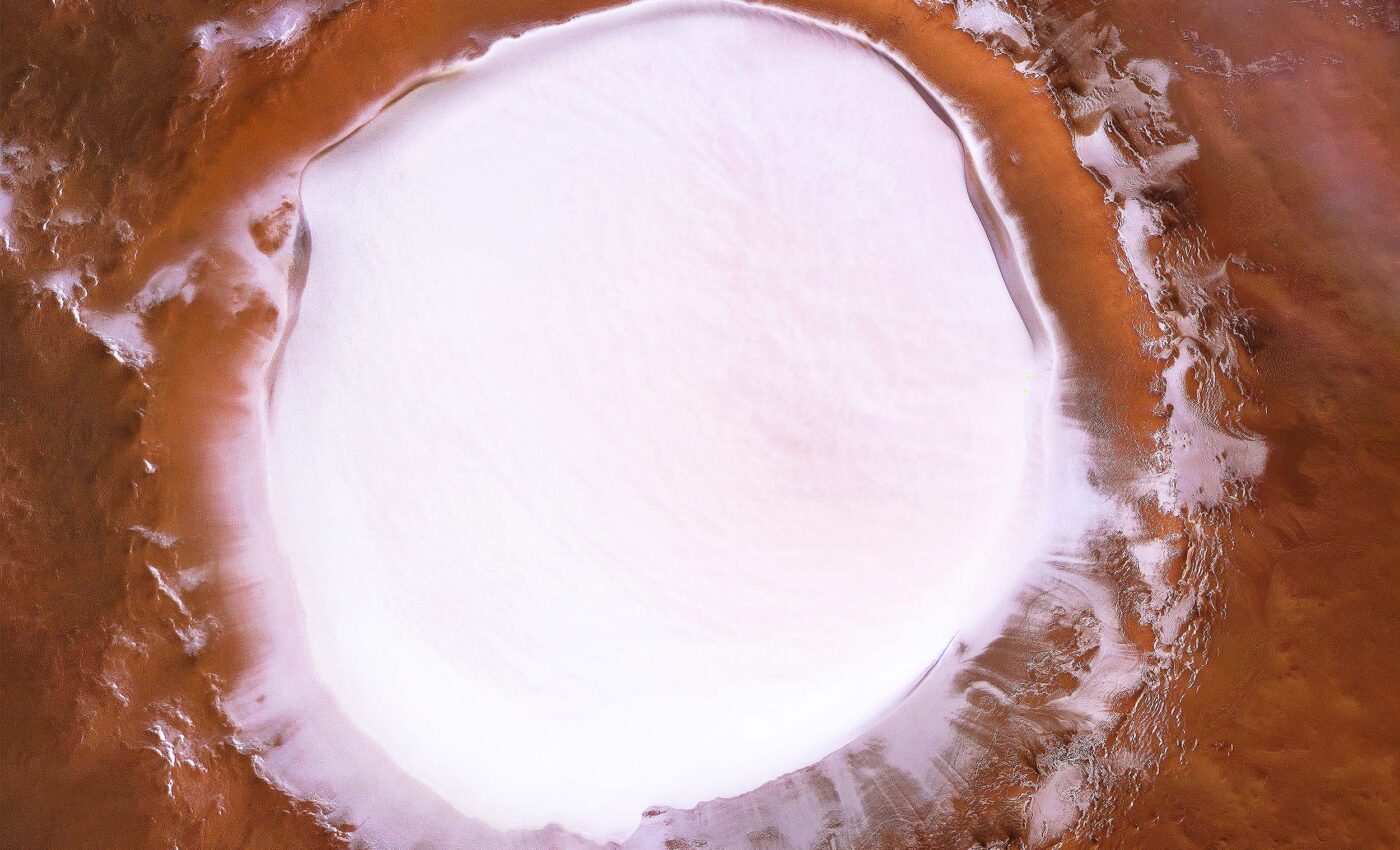 "Korolev crater" on Mars has a 50-mile-wide sheet of solid ice that is one-mile thick