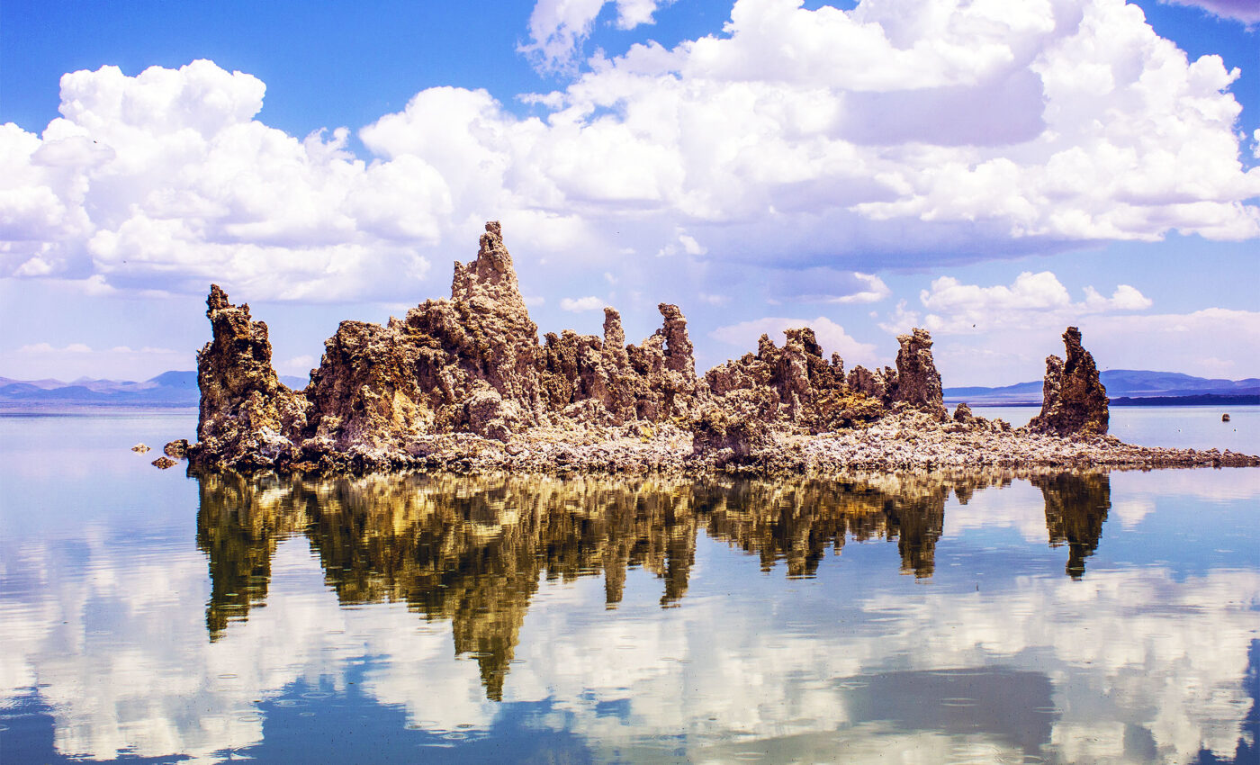 Life on Earth may have first sparked in shallow "soda lakes"