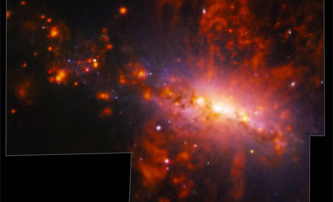 Massive galactic explosion provides clues about galaxy evolution