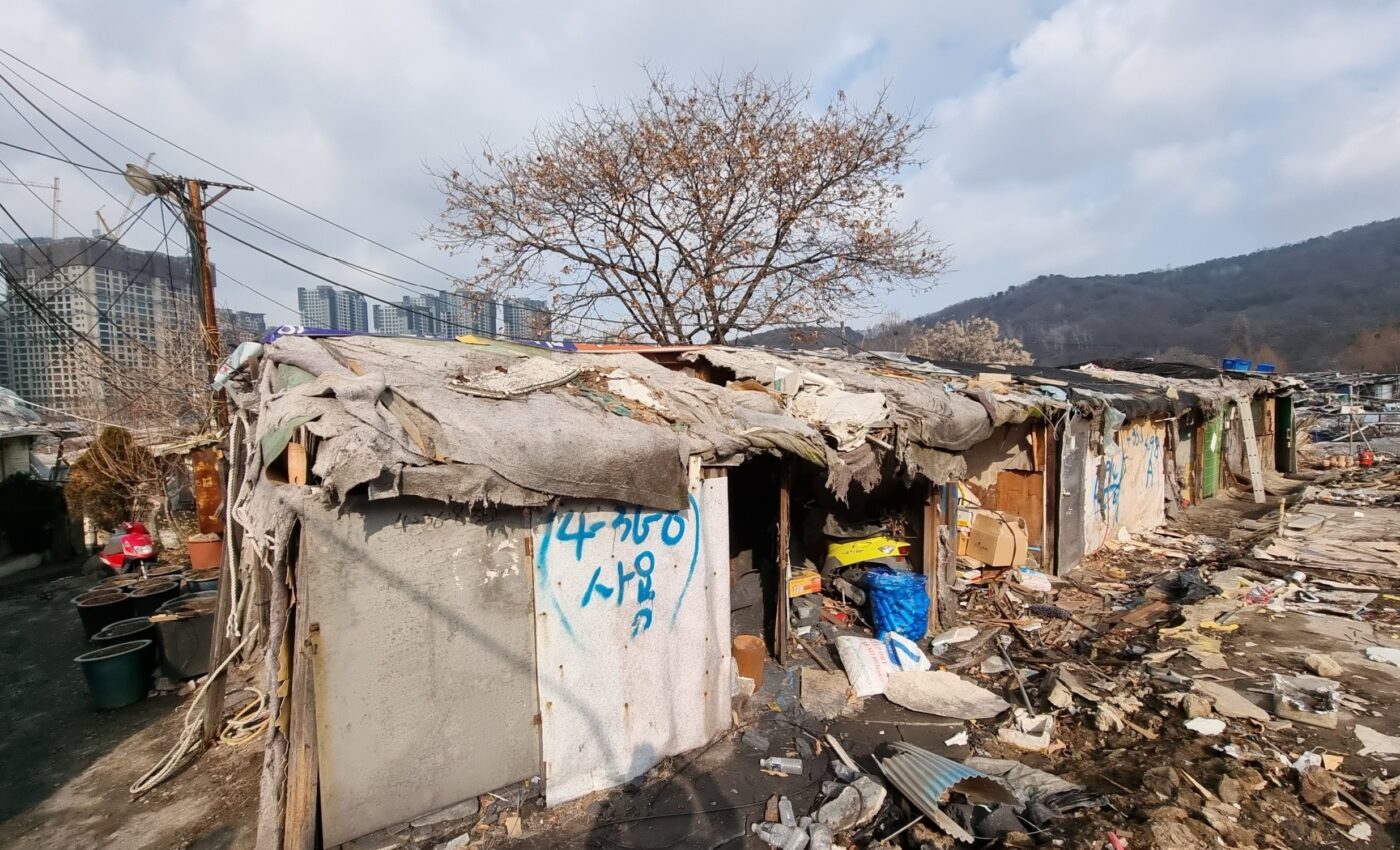 'Disaster subculture' helps people cope on the frontline of the climate crisis