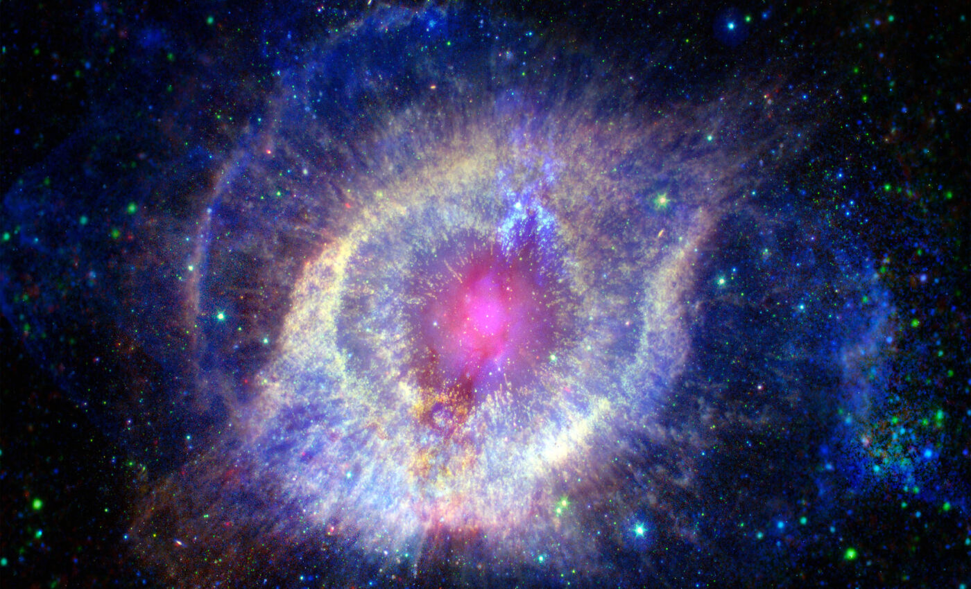 Star explosion called "ONe novae" may be where life originated in the universe