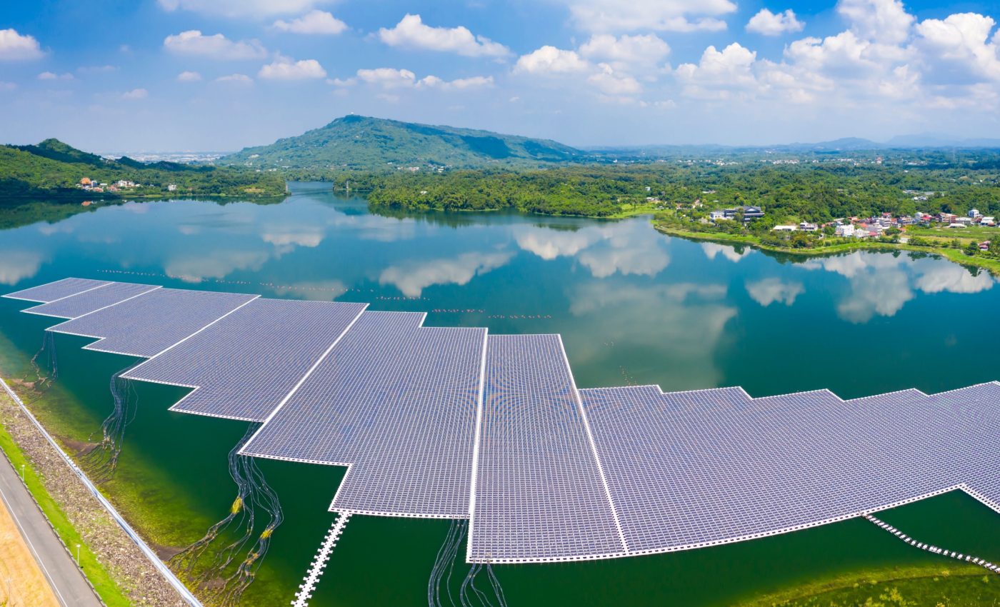 Floating solar panels could power entire countries