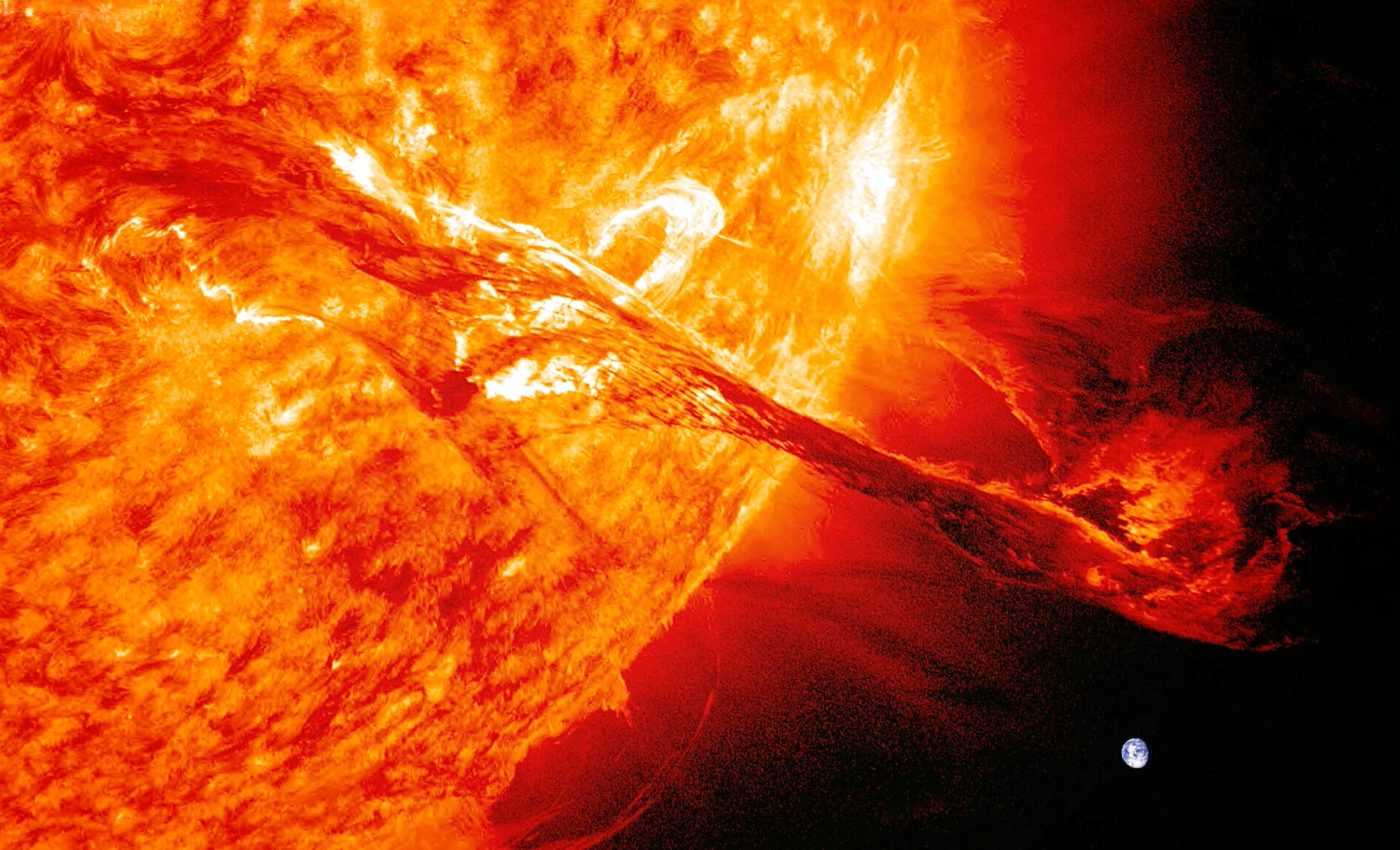 "Severe" solar storm warning and aurora alert for most of U.S.