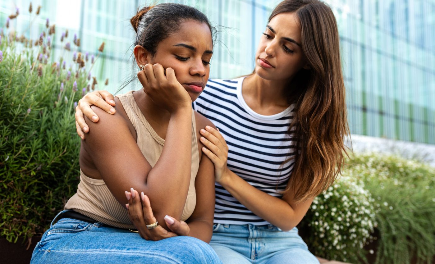 Seeing others' struggles can strengthen our emotional resilience