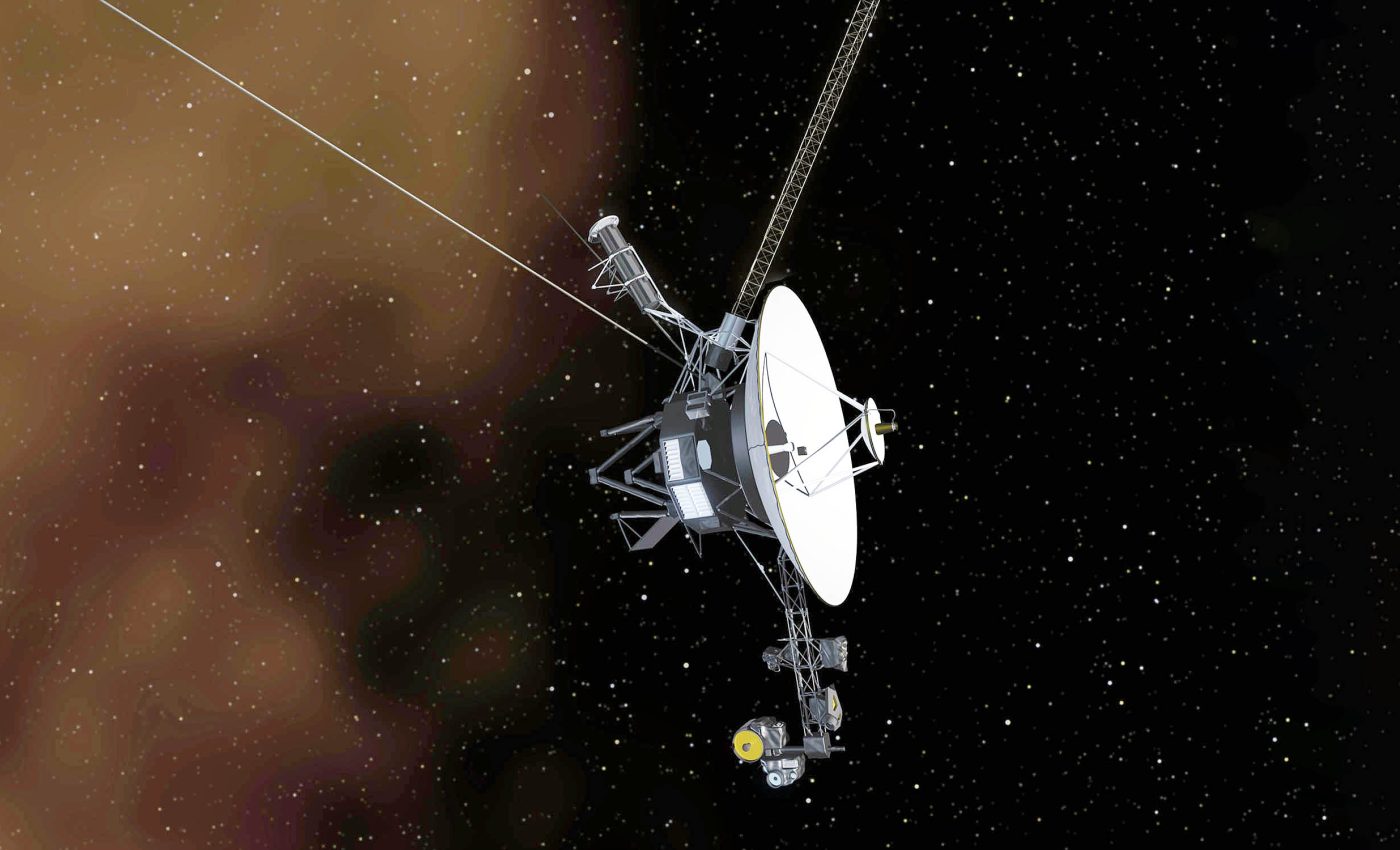Voyager 1 shocks NASA by communicating with a radio system not used since 1981