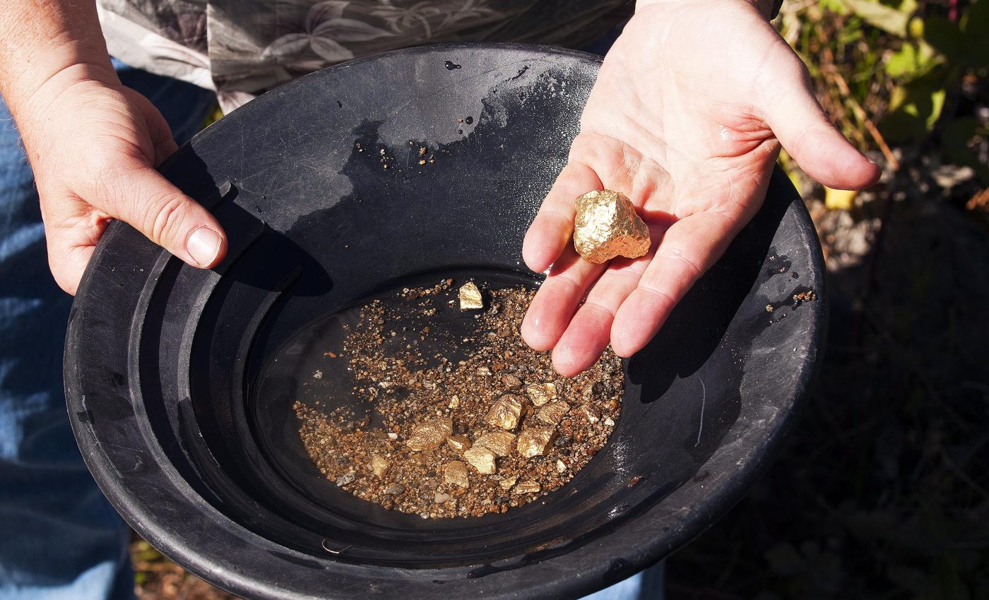 Scientists discover how gold reaches Earth's surface from deep underground