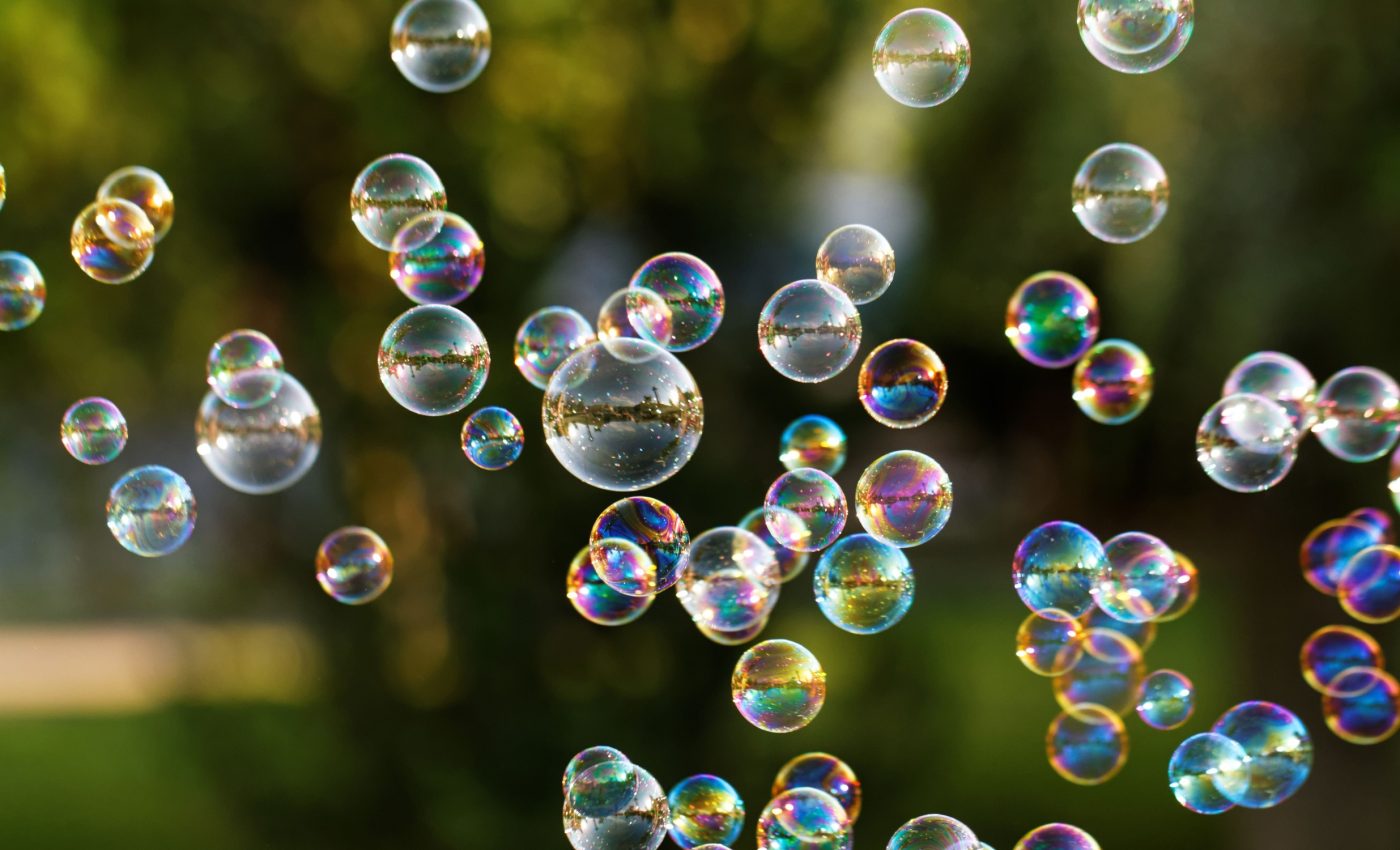 Bubbles don’t just rise - they can 'gallop' sideways