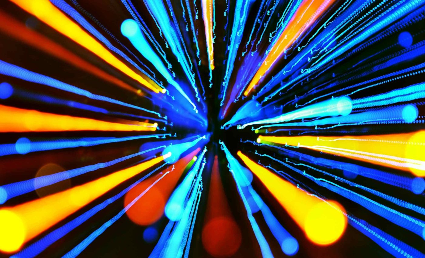 Physicists succeed in converting light into a supersolid that flows like a liquid