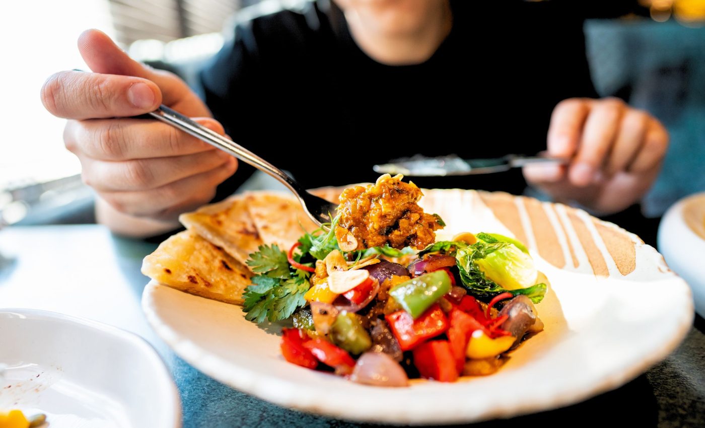 Spicy foods can slow down eating and cut calorie intake